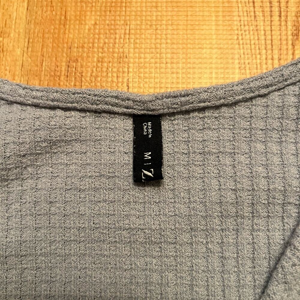 Zaful Bluish Gray Ruched Waffle Knit Crop Top Size Medium Boho Y2K - Picture 4 of 7